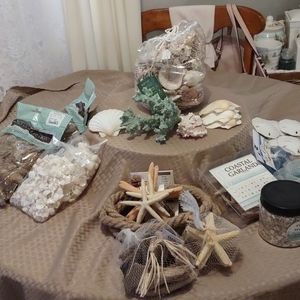 Collection of miscellaneous beach themed items